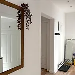Waza - Peaceful Retreat, 10 Minutes To Old Town & Seaside Alloggio in famiglia *