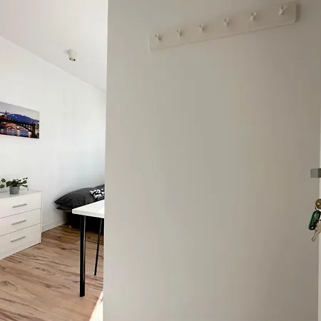 Waza - Peaceful Retreat, 10 Minutes To Old Town & Seaside Privatunterkunft *