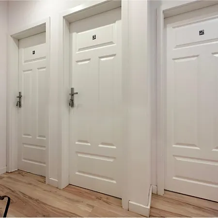 Alloggio in famiglia Roma - Peaceful Retreat, 10 Minutes To Old Town & Seaside *
