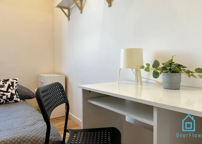 Privatunterkunft Waza - Peaceful Retreat, 10 Minutes To Old Town & Seaside