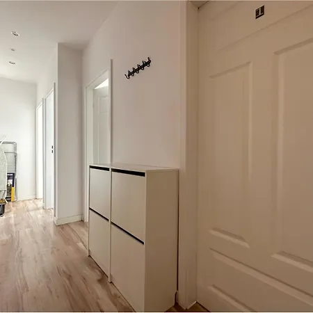 Habitación en casa particular Waza - Peaceful Retreat, 10 Minutes To Old Town & Seaside Gdansk