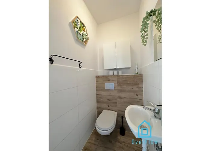 Habitación en casa particular Waza - Peaceful Retreat, 10 Minutes To Old Town & Seaside